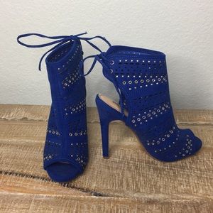 JUSTFAB - electric blue heels